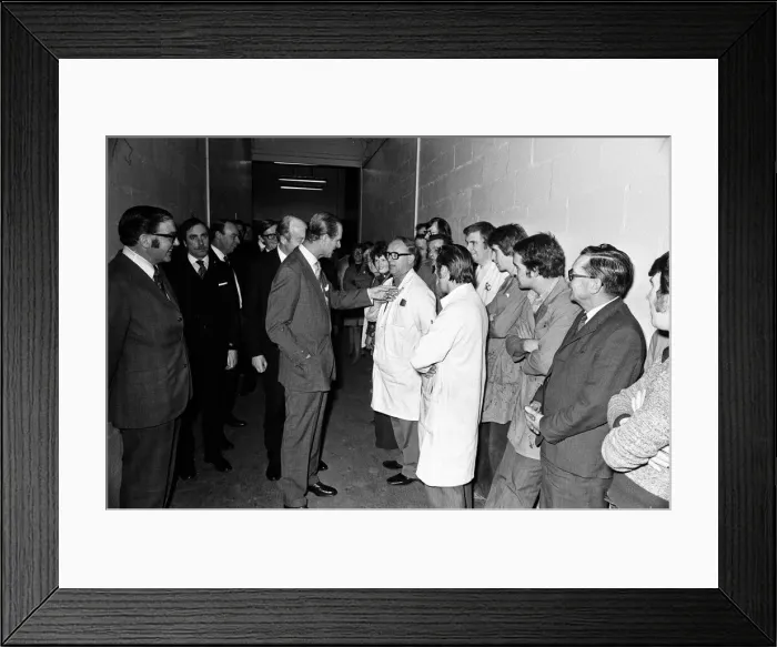 Framed Print : Prince Philip, Duke of Edinburgh visits the Dunlop Engineering Aviation Division works in