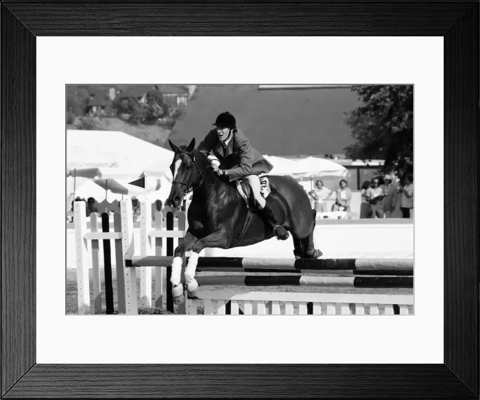 Framed Print : The 1984 Summer Olympics in Los Angeles. UK pentathlete Richard Phelps. July 1984 Framed Print : The 1984 Summer Olympics in Los Angeles. UK pentathlete Richard Phelps. July 1984