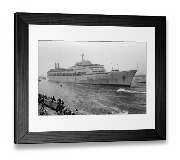 Framed Print : The cruise ship Canberra arrives back at her berth in Southampton Docks Framed Print : The cruise ship Canberra arrives back at her berth in Southampton Docks
