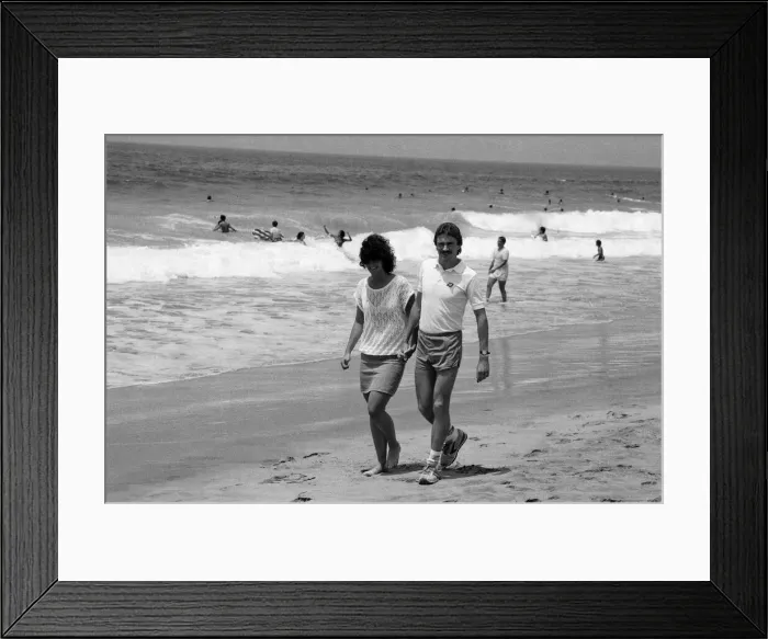Framed Print : The 1984 Summer Olympics in Los Angeles. Eamonn Martin and his girlfriend Julie Hull Framed Print : The 1984 Summer Olympics in Los Angeles. Eamonn Martin and his girlfriend Julie Hull