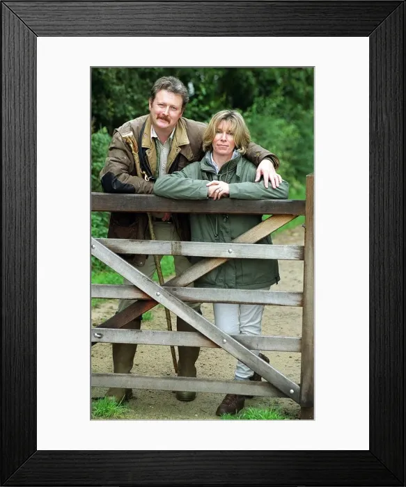 Framed Print : Charlie Lawson Actor with wife Ellie Lawson September 1999 at home near Alderley