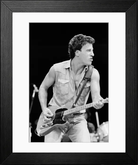 Framed Print : Bruce Springsteen performs at Wembley Stadium, London, United Kingdom Framed Print : Bruce Springsteen performs at Wembley Stadium, London, United Kingdom