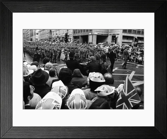 Framed Print : Falklands Victory Parade, London. Police remove trouble makers. 12th October 1982 Framed Print : Falklands Victory Parade, London. Police remove trouble makers. 12th October 1982