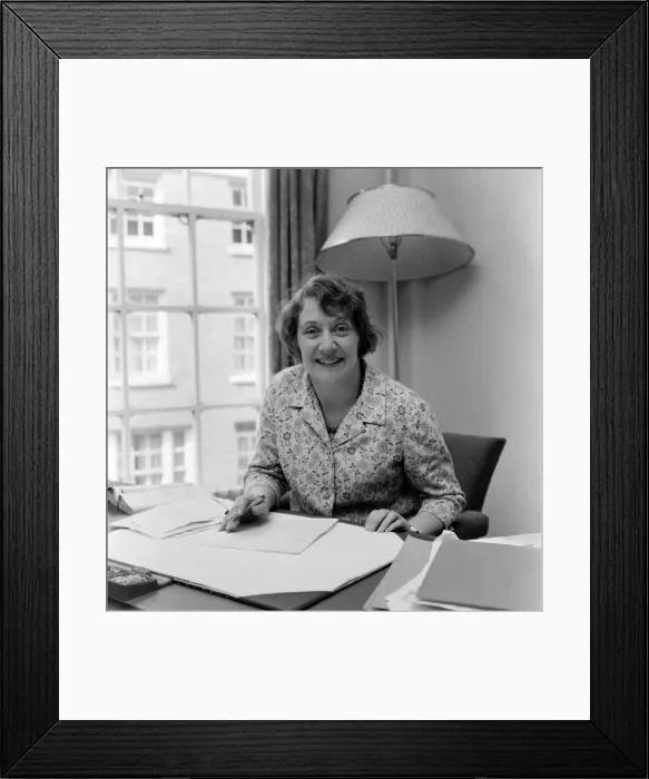 Framed Print : Mrs. Shirley Williams at her desk at the Ministry of Labour at St. James Square Framed Print : Mrs. Shirley Williams at her desk at the Ministry of Labour at St. James Square