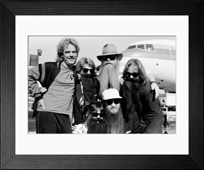 Framed Print : ZZ Top arrive at Gatwick Airport. 10th September 1986 Framed Print : ZZ Top arrive at Gatwick Airport. 10th September 1986