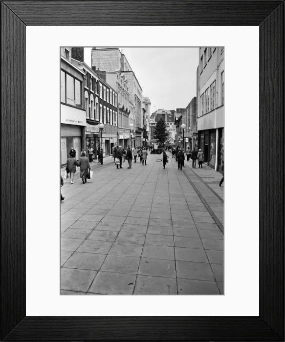 Framed Print : General views of Bold Street, Liverpool. 12th November 1991