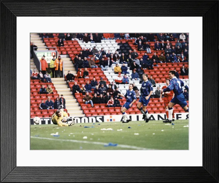 Framed Print : Liverpool 7 v Rochdale 0. FA Cup 3rd round match, at Anfield Framed Print : Liverpool 7 v Rochdale 0. FA Cup 3rd round match, at Anfield