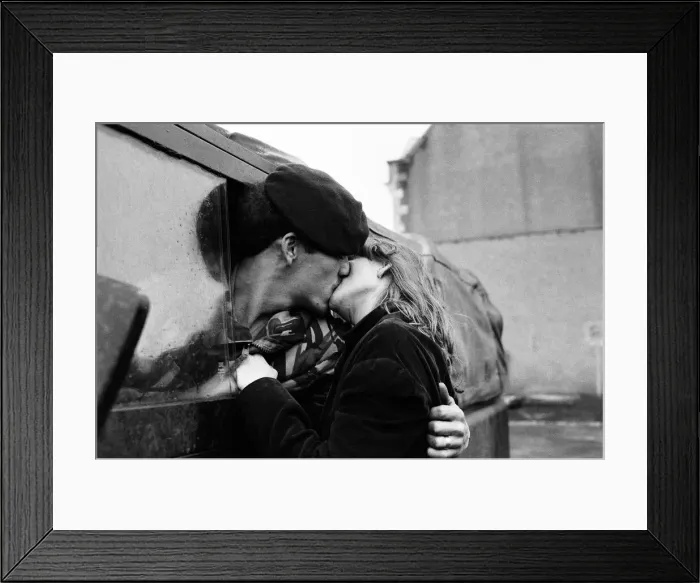 Framed Print : The men of the 29th Marine Commando Royal Artillery return from the Falklands Framed Print : The men of the 29th Marine Commando Royal Artillery return from the Falklands