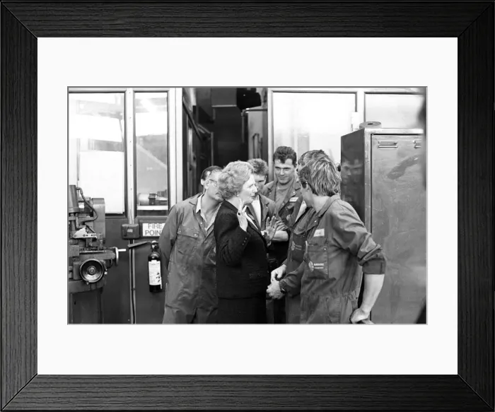 Framed Print : Prime Minister Margaret Thatcher visits Harker and Son at Stockton. 12th September 1987