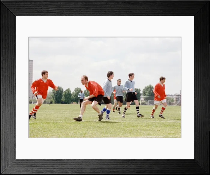 Framed Print : Robbie Fowler in a advert for Nike. 14th May 1997 Framed Print : Robbie Fowler in a advert for Nike. 14th May 1997