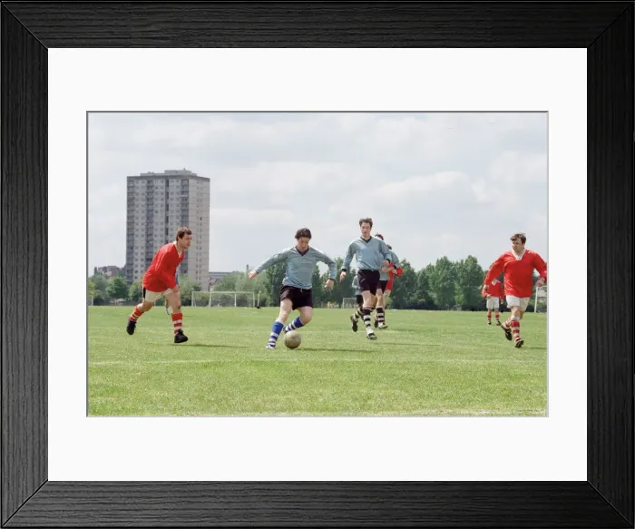 Framed Print : Robbie Fowler in a advert for Nike. 14th May 1997 Framed Print : Robbie Fowler in a advert for Nike. 14th May 1997