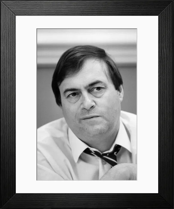 Framed Print : John Prescott MP, Member of Parliament for Hull East Framed Print : John Prescott MP, Member of Parliament for Hull East