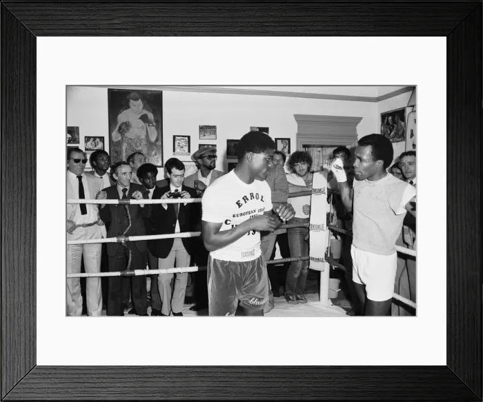 Framed Print : Boxer Errol Christie with Sugar Ray Leonard in the Thomas A Framed Print : Boxer Errol Christie with Sugar Ray Leonard in the Thomas A