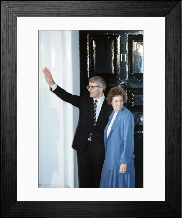 Framed Print : John Major outside 10 Downing Street after winning the Conservative leadership battle