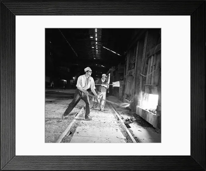 Framed Print : Steelworkers operating one of the open hearth furnaces at the Stocksbridge Steelworks Framed Print : Steelworkers operating one of the open hearth furnaces at the Stocksbridge Steelworks