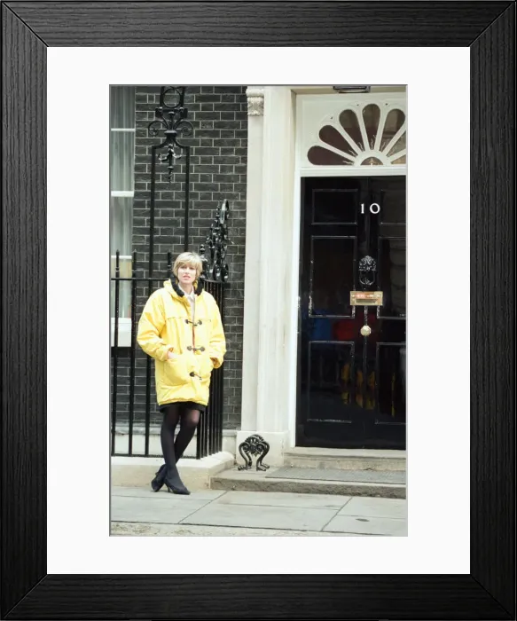 Framed Print : Selina Scott at 10 Downing Street amid the Conservative Party leadership battle