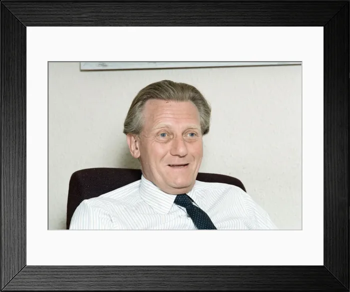 Framed Print : Politician Michael Heseltine promoting his book The Challenge of Europe Framed Print : Politician Michael Heseltine promoting his book The Challenge of Europe