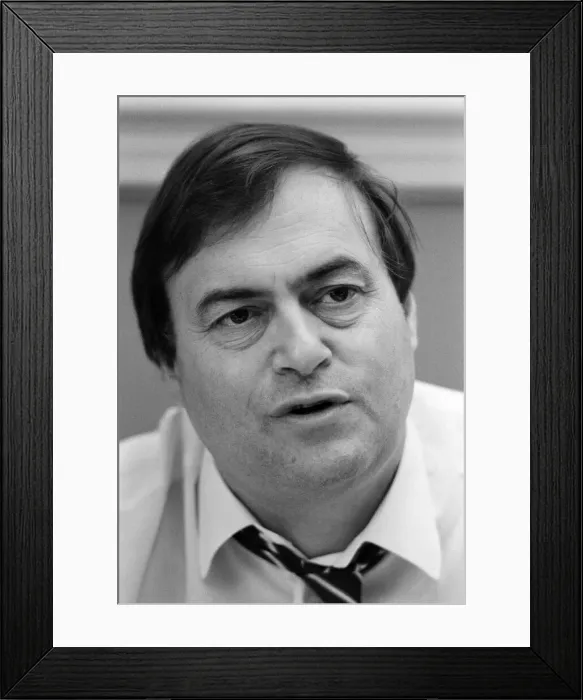 Framed Print : John Prescott MP, Member of Parliament for Hull East Framed Print : John Prescott MP, Member of Parliament for Hull East