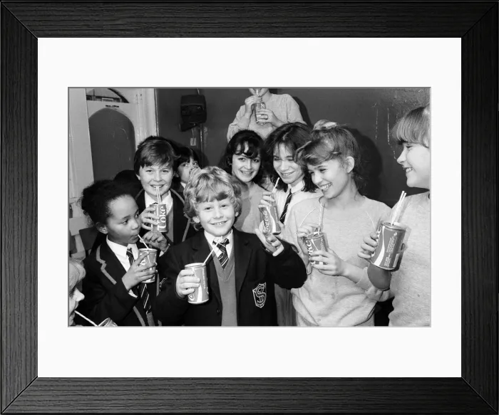 Framed Print : First supplies of the new Coca-Cola formula to arrive in Britain Framed Print : First supplies of the new Coca-Cola formula to arrive in Britain