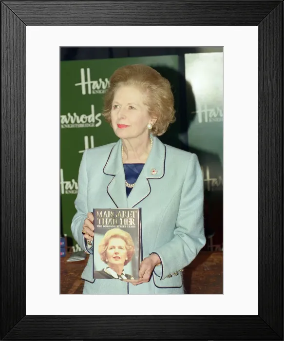Framed Print : Margaret Thatcher in Harrods signing copies of her memoir