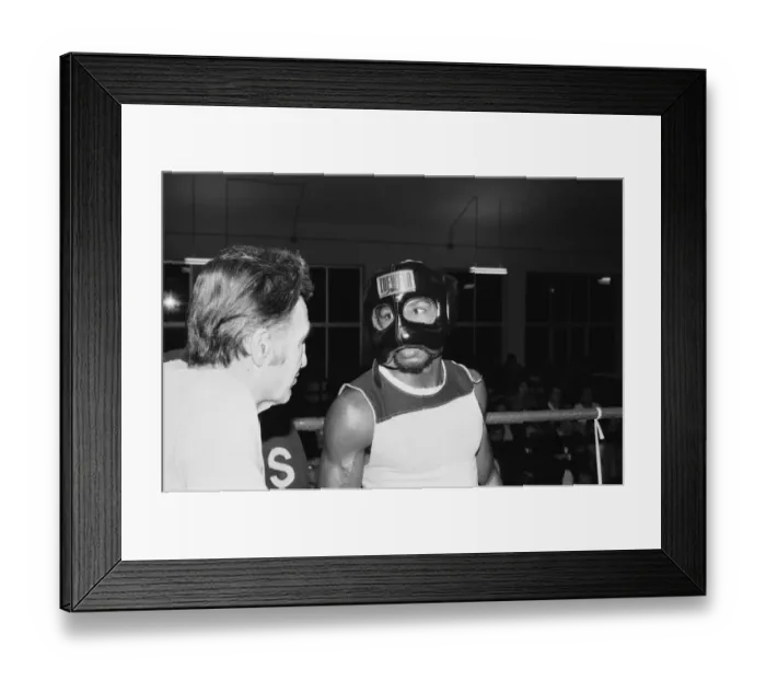 Framed Print : WBC and WBA world champion Marvin Hagler training for his sixth defence of his world Framed Print : WBC and WBA world champion Marvin Hagler training for his sixth defence of his world