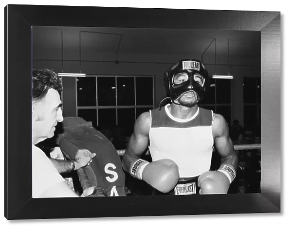 WBC and WBA world champion Marvin Hagler training for his sixth defence of his world