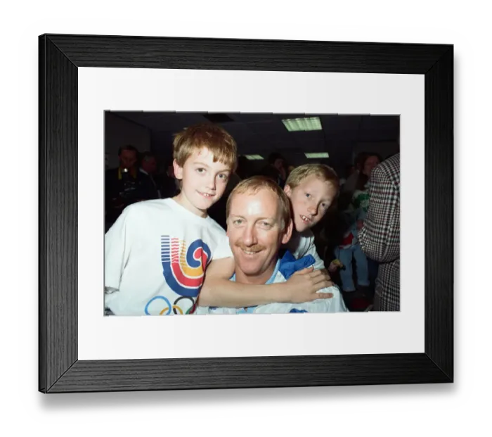 Framed Print : Britains Olympians arrives at Heathrow airport following the Seoul Olympics Framed Print : Britains Olympians arrives at Heathrow airport following the Seoul Olympics