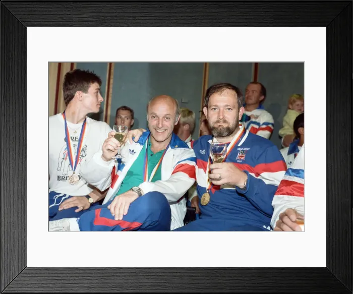 Framed Print : Britains Olympians arrives at Heathrow airport following the Seoul Olympics Framed Print : Britains Olympians arrives at Heathrow airport following the Seoul Olympics