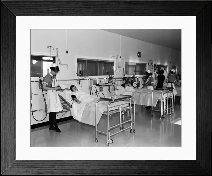 Framed Print : New intensive care unit at Brompton Hospital for post operative cases Framed Print : New intensive care unit at Brompton Hospital for post operative cases