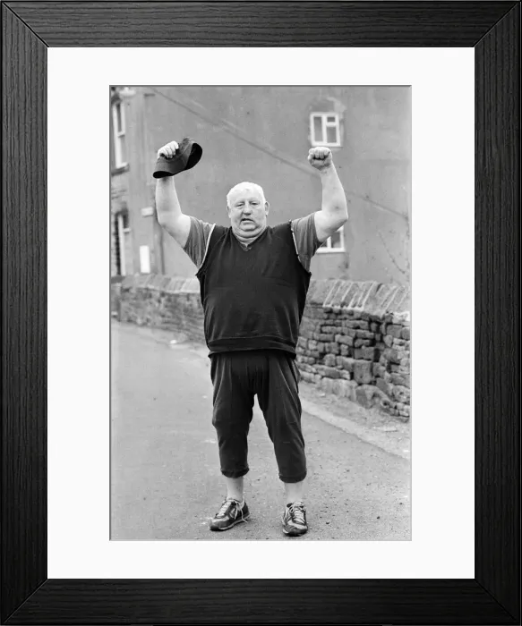 Framed Print : Wrestler, Shirley Crabtree, alias Big Daddy. 18th May 1988 Framed Print : Wrestler, Shirley Crabtree, alias Big Daddy. 18th May 1988