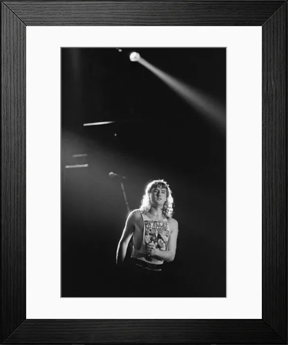 Framed Print : Def Leppard, the first headlining act at play at The Forum Framed Print : Def Leppard, the first headlining act at play at The Forum