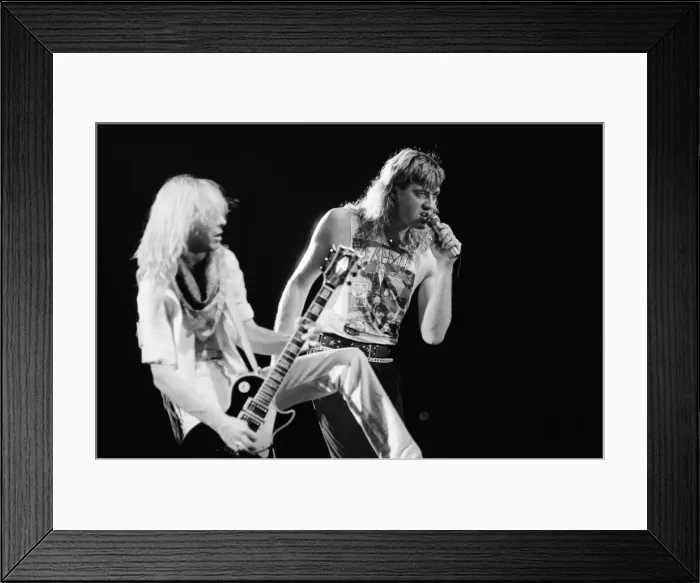 Framed Print : Def Leppard, the first headlining act at play at The Forum Framed Print : Def Leppard, the first headlining act at play at The Forum