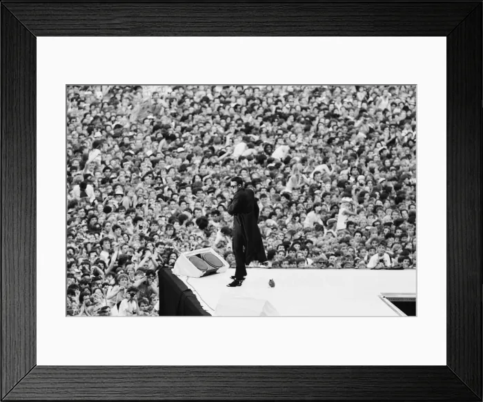 Framed Print : Wham. The Farewell Concert at Wembley Stadium, London England (Picture Framed Print : Wham. The Farewell Concert at Wembley Stadium, London England (Picture