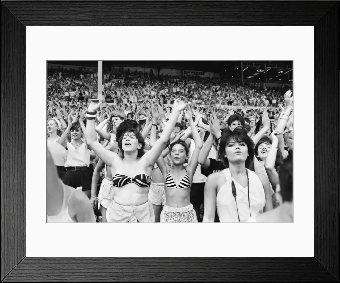 Framed Print : Wham. The Farewell Concert at Wembley Stadium, London England (Picture Framed Print : Wham. The Farewell Concert at Wembley Stadium, London England (Picture