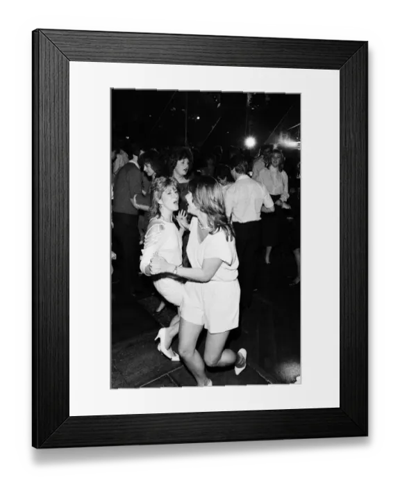Framed Print : People having a fun at Scarletts'club. 1983 Framed Print : People having a fun at Scarletts'club. 1983