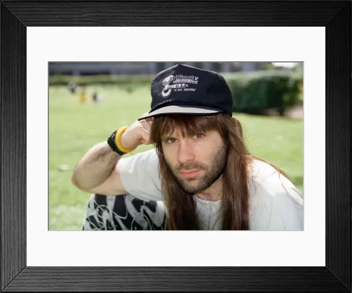 Framed Print : Bruce Dickinson, lead singer of the heavy metal band Iron Maiden. 13th May 1992 Framed Print : Bruce Dickinson, lead singer of the heavy metal band Iron Maiden. 13th May 1992