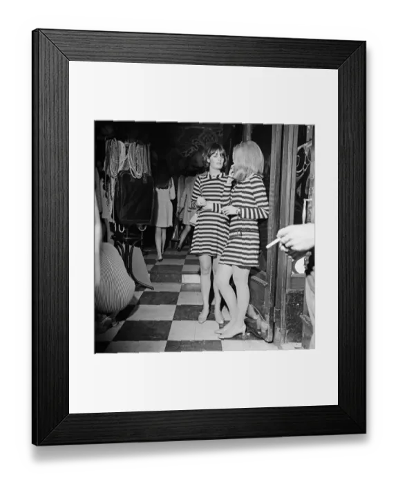Framed Print : 2nd STORE - BIBA Biba Boutique in its 2nd home at 19-21 Kensington Church Framed Print : 2nd STORE - BIBA Biba Boutique in its 2nd home at 19-21 Kensington Church