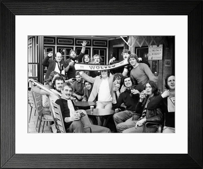 Framed Print : UEFA Cup 1st Round 1st Leg, PSV Eindhoven 3 - 1 Wolverhampton Wanderers Framed Print : UEFA Cup 1st Round 1st Leg, PSV Eindhoven 3 - 1 Wolverhampton Wanderers