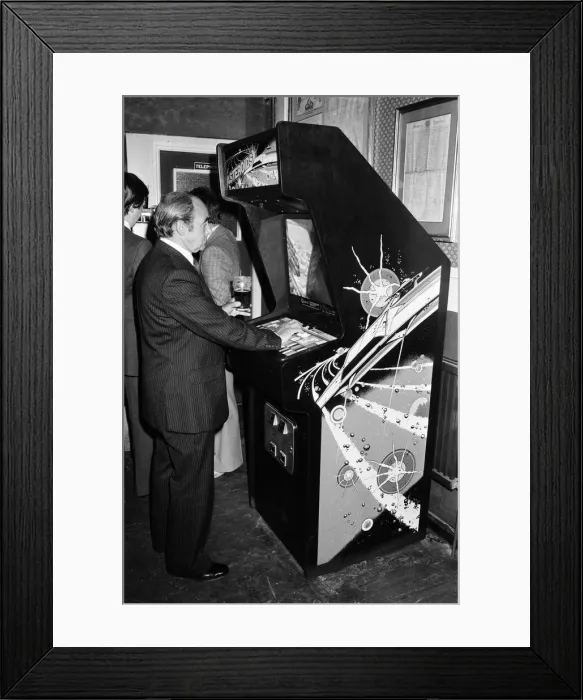 Framed Print : Space Invader machines in a pub. 1980 Framed Print : Space Invader machines in a pub. 1980