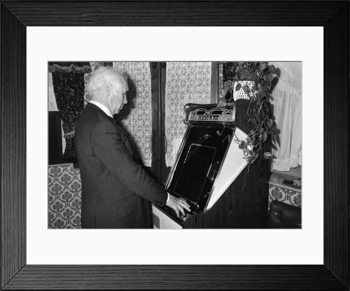 Framed Print : Space Invader machines in a pub. 1980