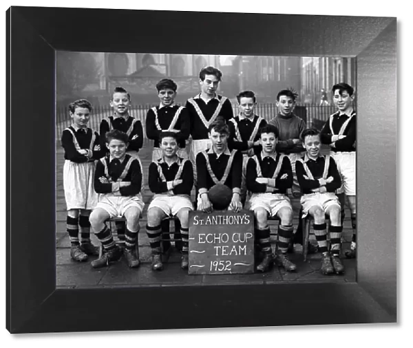 St Anthonys Echo Cup team 1952. Back: Purcell, Whelan, Doyle, Hall, Strawson