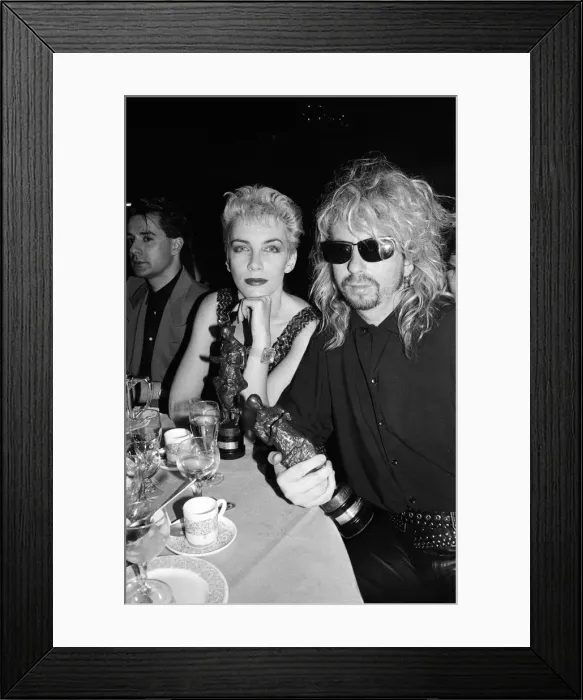 Framed Print : The Ivor Novello Awards. Pictured, Annie Lennox and Dave Stewart of Eurythmics
