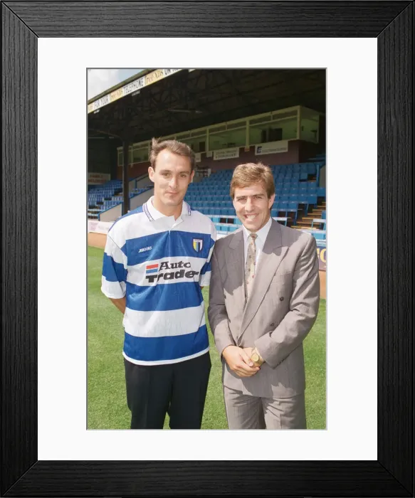 Framed Print : Jimmy Quinn signing for Reading Football Club. July 1992 Framed Print : Jimmy Quinn signing for Reading Football Club. July 1992