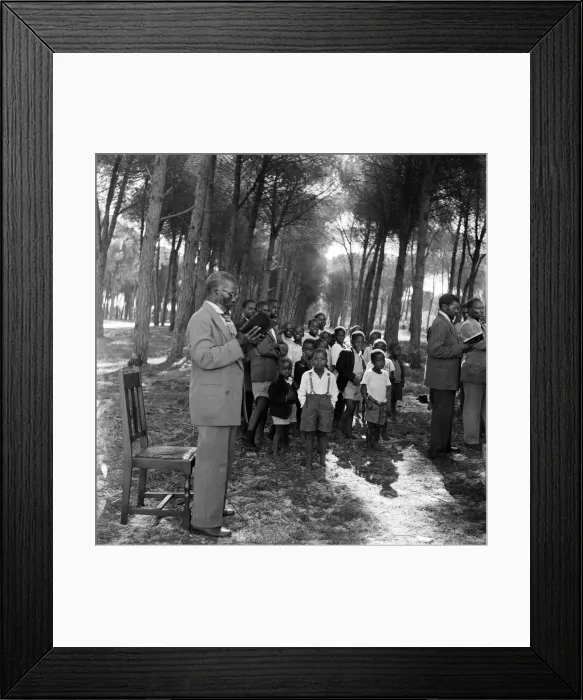 Framed Print : Black Communities in Cape Town, South Africa, 28th January 1955 Framed Print : Black Communities in Cape Town, South Africa, 28th January 1955