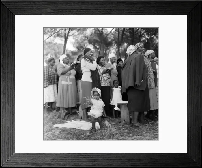 Framed Print : Black Communities in Cape Town, South Africa, 28th January 1955 Framed Print : Black Communities in Cape Town, South Africa, 28th January 1955
