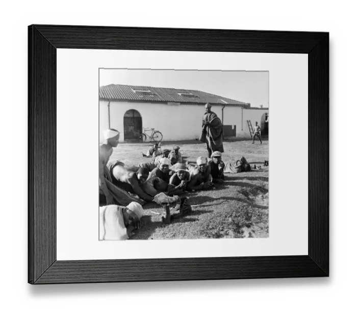 Framed Print : Black Communities in Cape Town, South Africa, 28th January 1955 Framed Print : Black Communities in Cape Town, South Africa, 28th January 1955