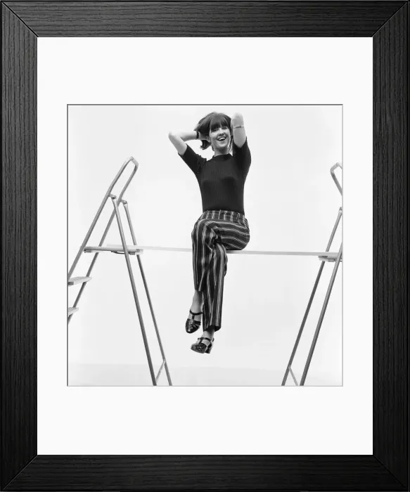 Framed Print : Picture shows Ready Steady Go! presenter Cathy McGowan in a fashion shoot Framed Print : Picture shows Ready Steady Go! presenter Cathy McGowan in a fashion shoot