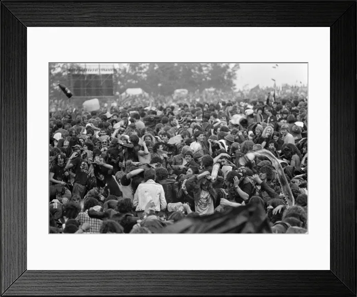 Framed Print : Monsters of Rock festival at Castle Donington. 20th August 1983 Framed Print : Monsters of Rock festival at Castle Donington. 20th August 1983