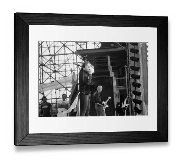 Framed Print : Meatloaf performing at Monsters of Rock festival at Castle Donington. 20th August 1983