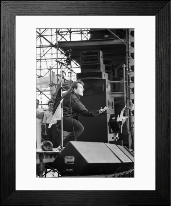 Framed Print : Meatloaf performing at Monsters of Rock festival at Castle Donington. 20th August 1983